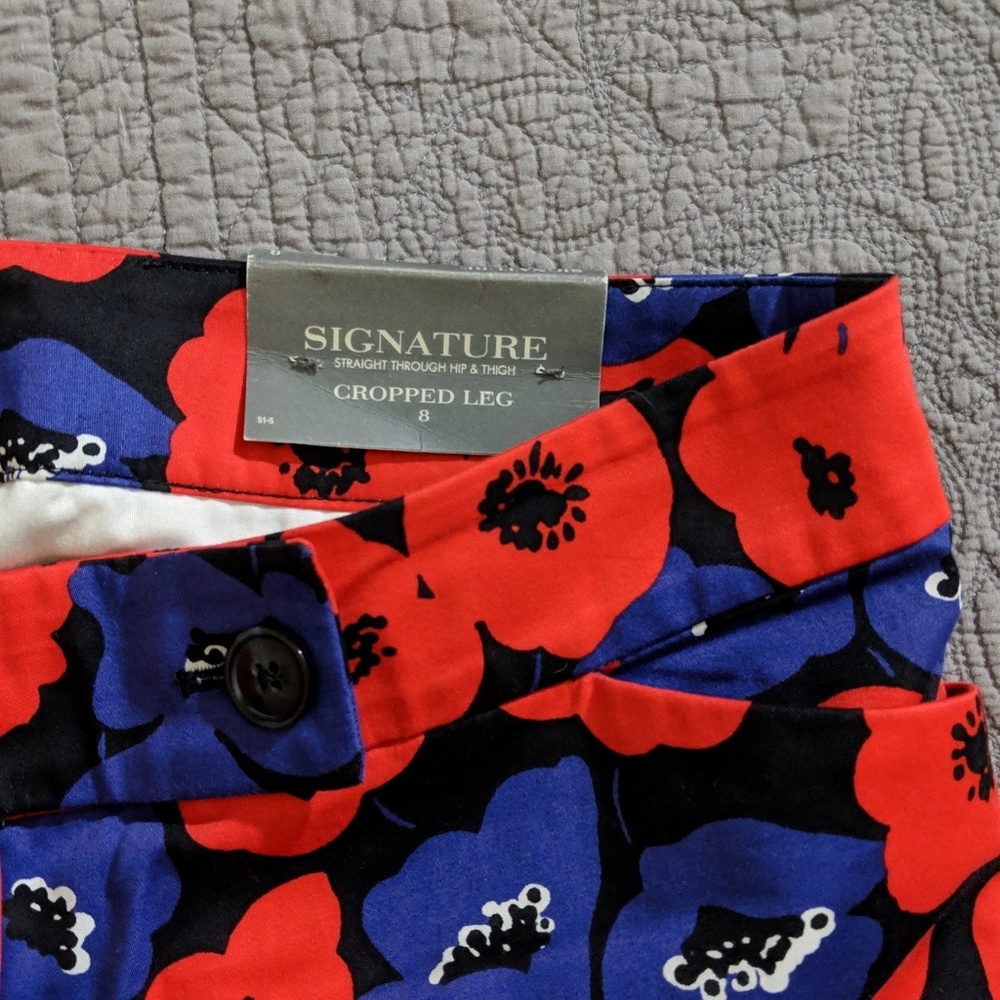 Ann Taylor Signature capris - Picture 4 of 7